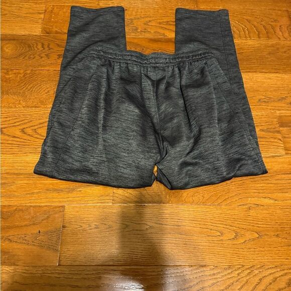 Under Armour Men’s size M Gray Joggers - Picture 3 of 5